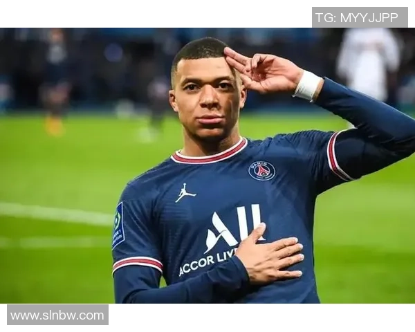 恩瑞克与莫森的巅峰对决谁能在足球场上书写传奇篇章